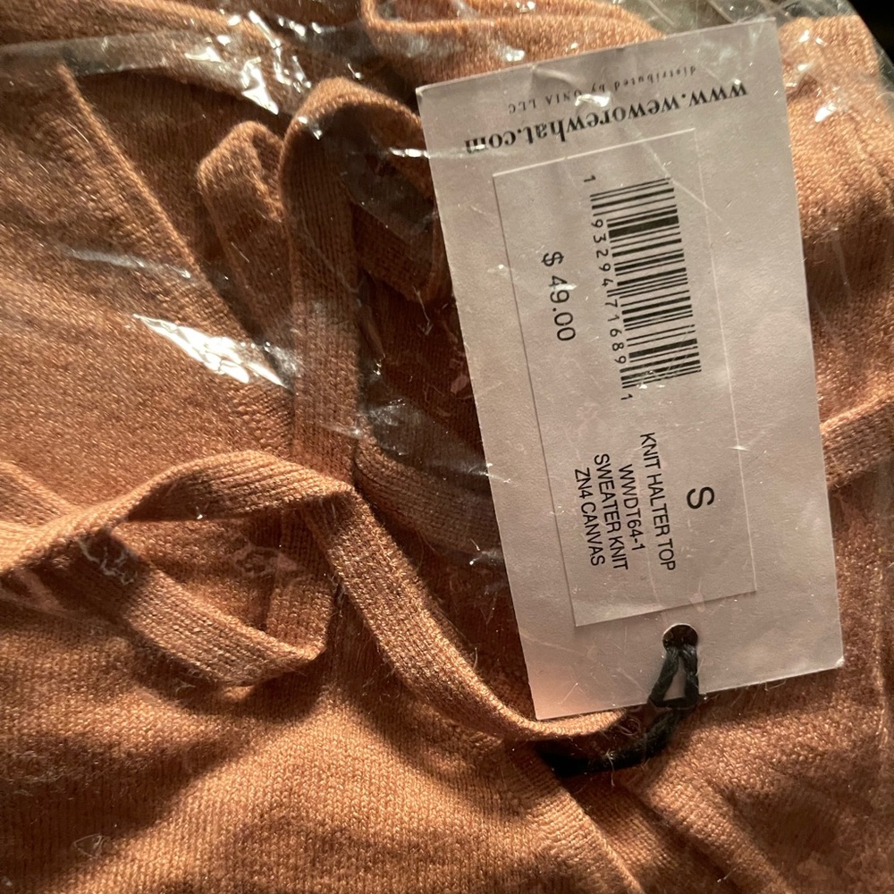 Bundle for bltt1271 WeWoreWhat Knit Halter Top - NWT - Picture 6 of 6